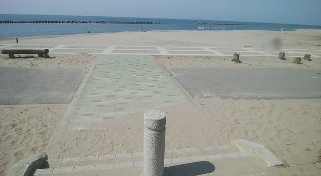小針浜の整備された海岸その1